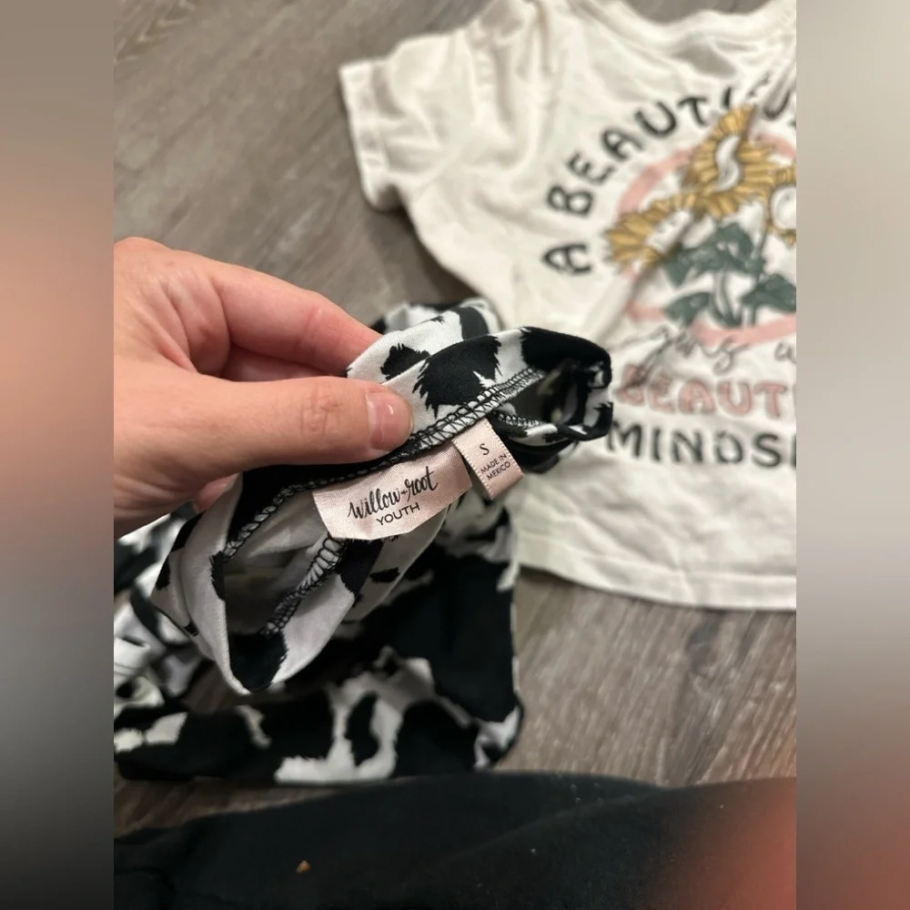Girls size 8 s/m bundle lot clothes